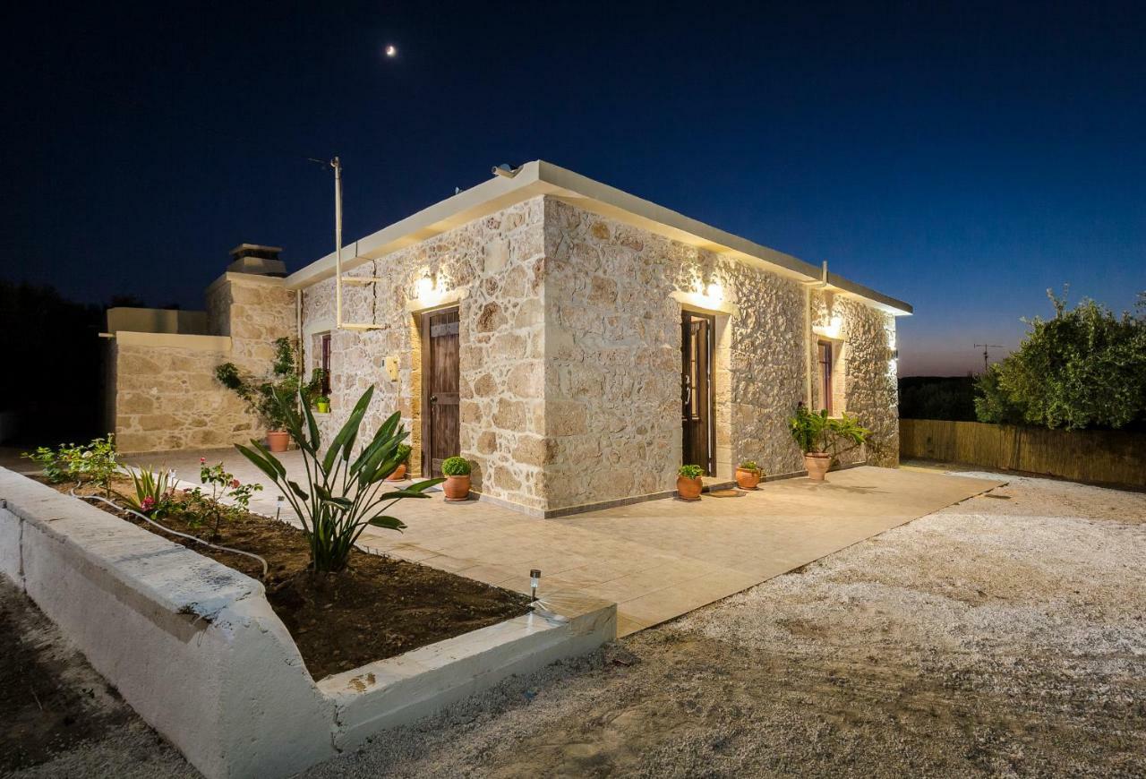 Villa Nepheli Stone House à Plátanos Extérieur photo